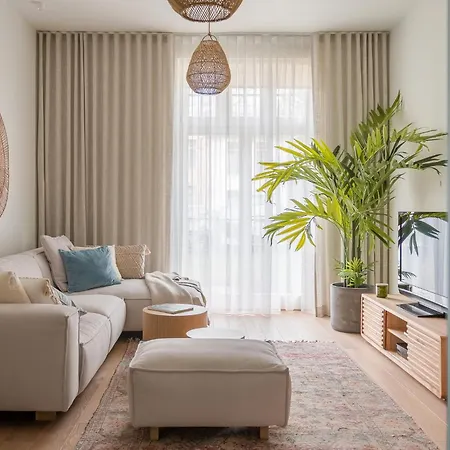 Baltica Family With Garden & Parking Space, 2 Bedroom 300m To The & Montecassino Apartment *
